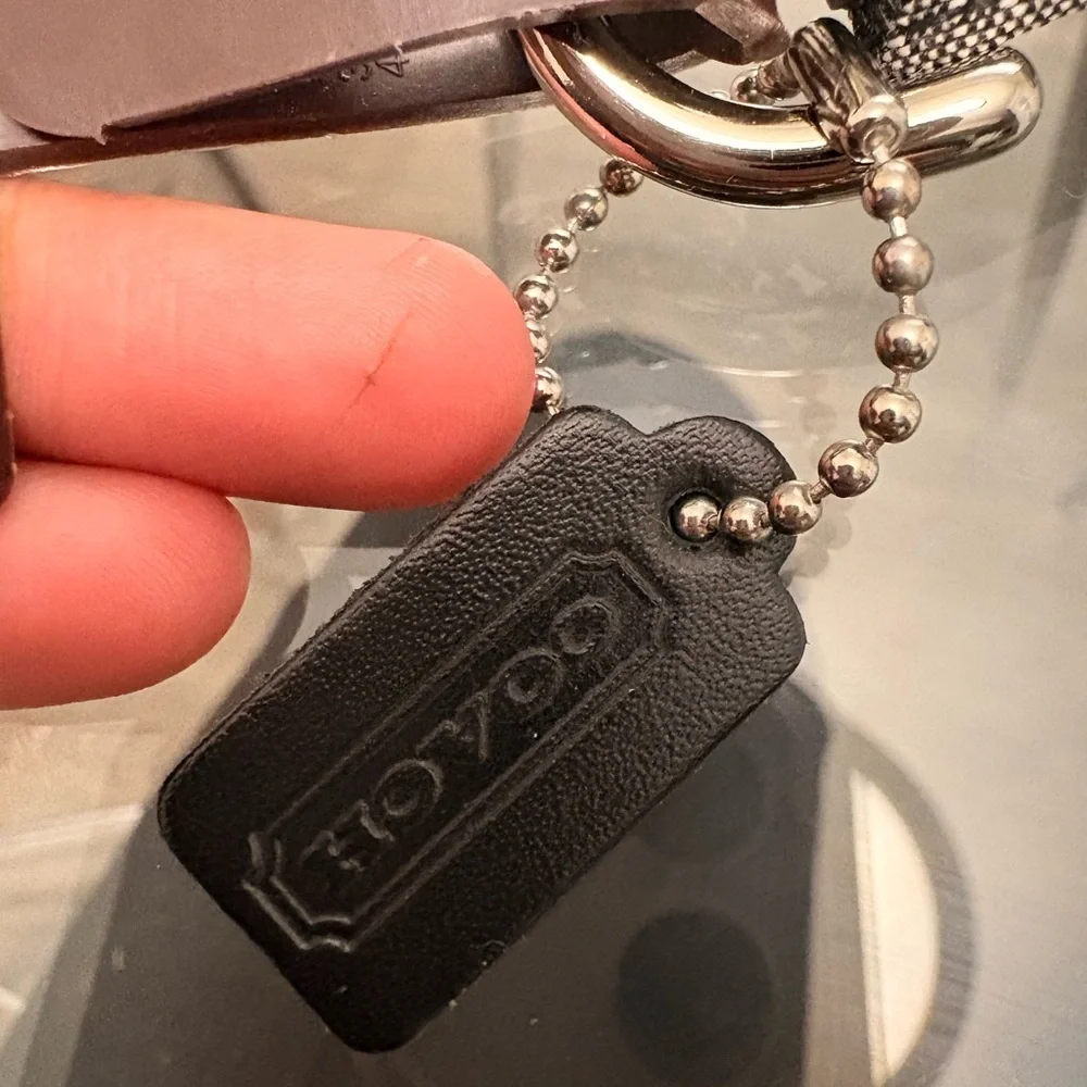 Coach Signature Black and Gray Women's Belt - Picture 4 of 4